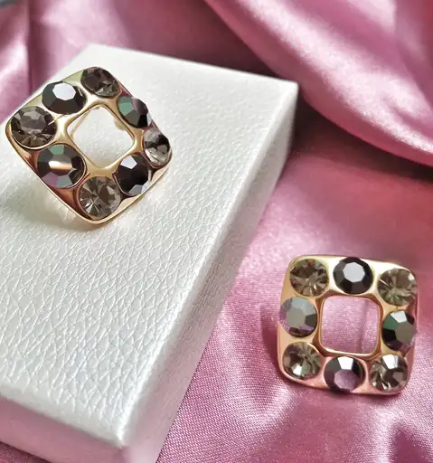 Juno Stud Earrings (Brown) - Image 3