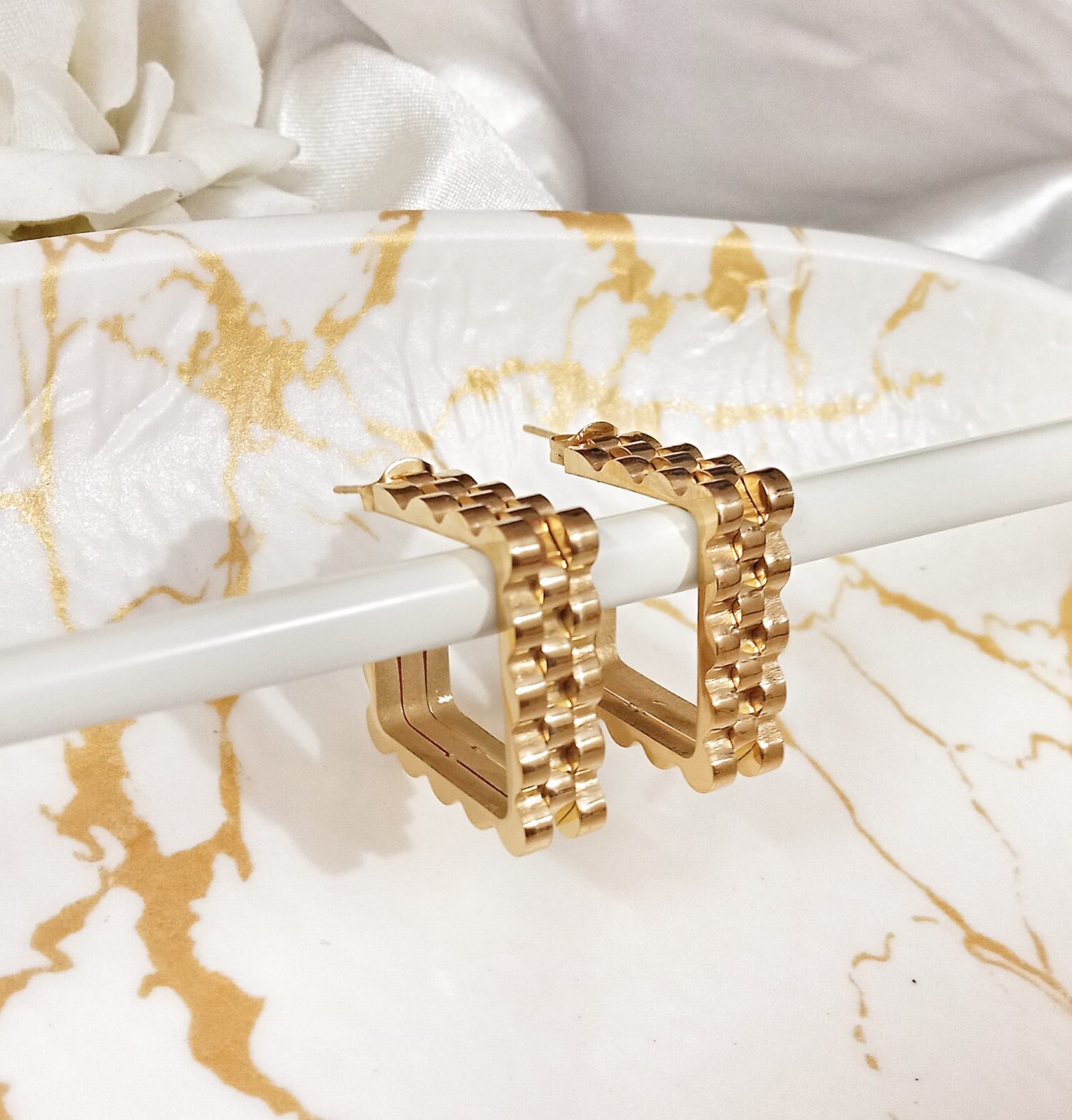 Nova Hoop Earrings - Image 2