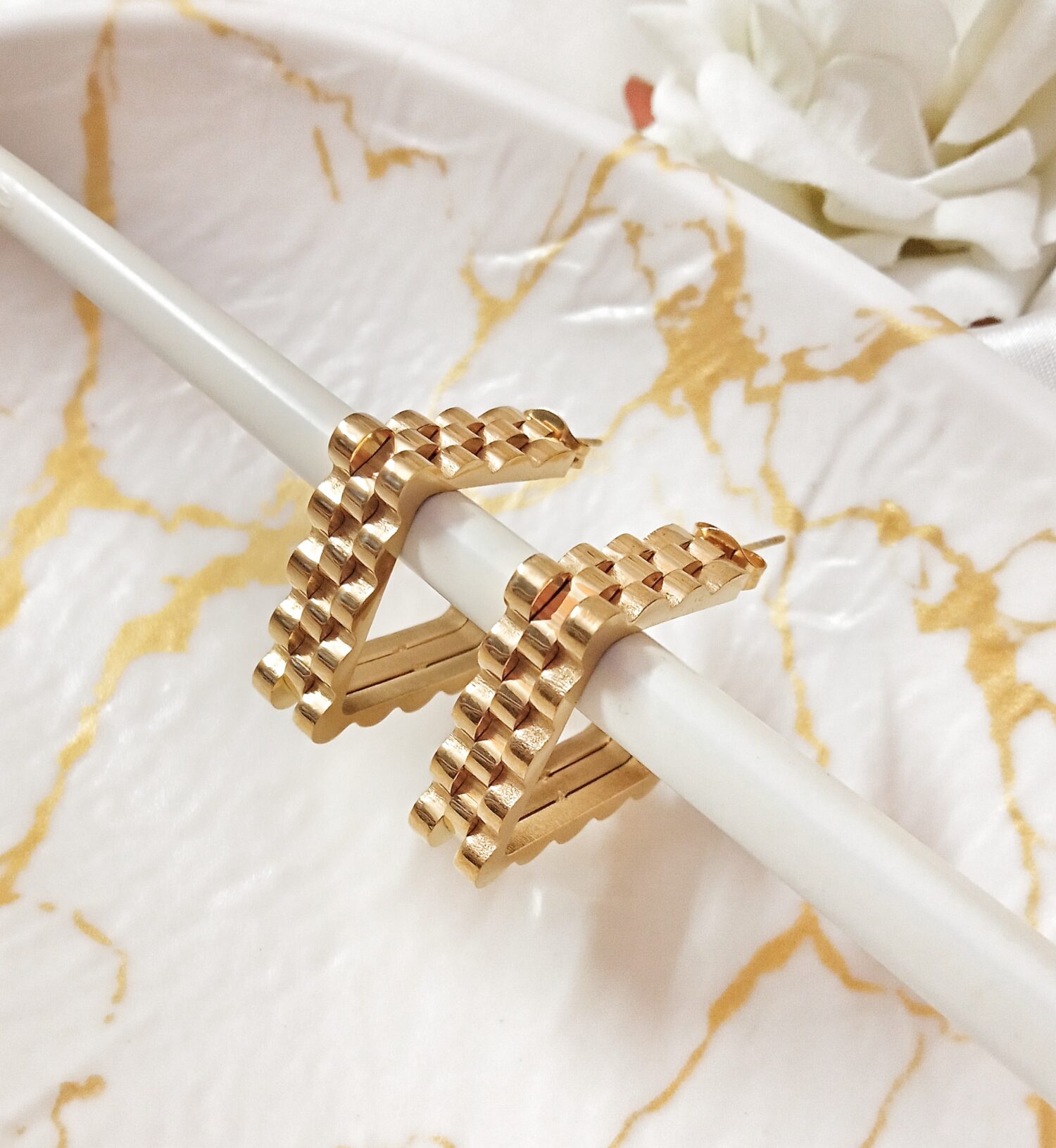 Nova Hoop Earrings