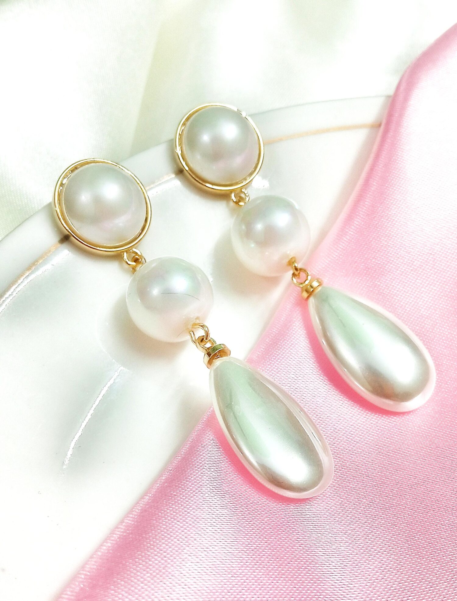 Ray Pearl Danglers - Image 2