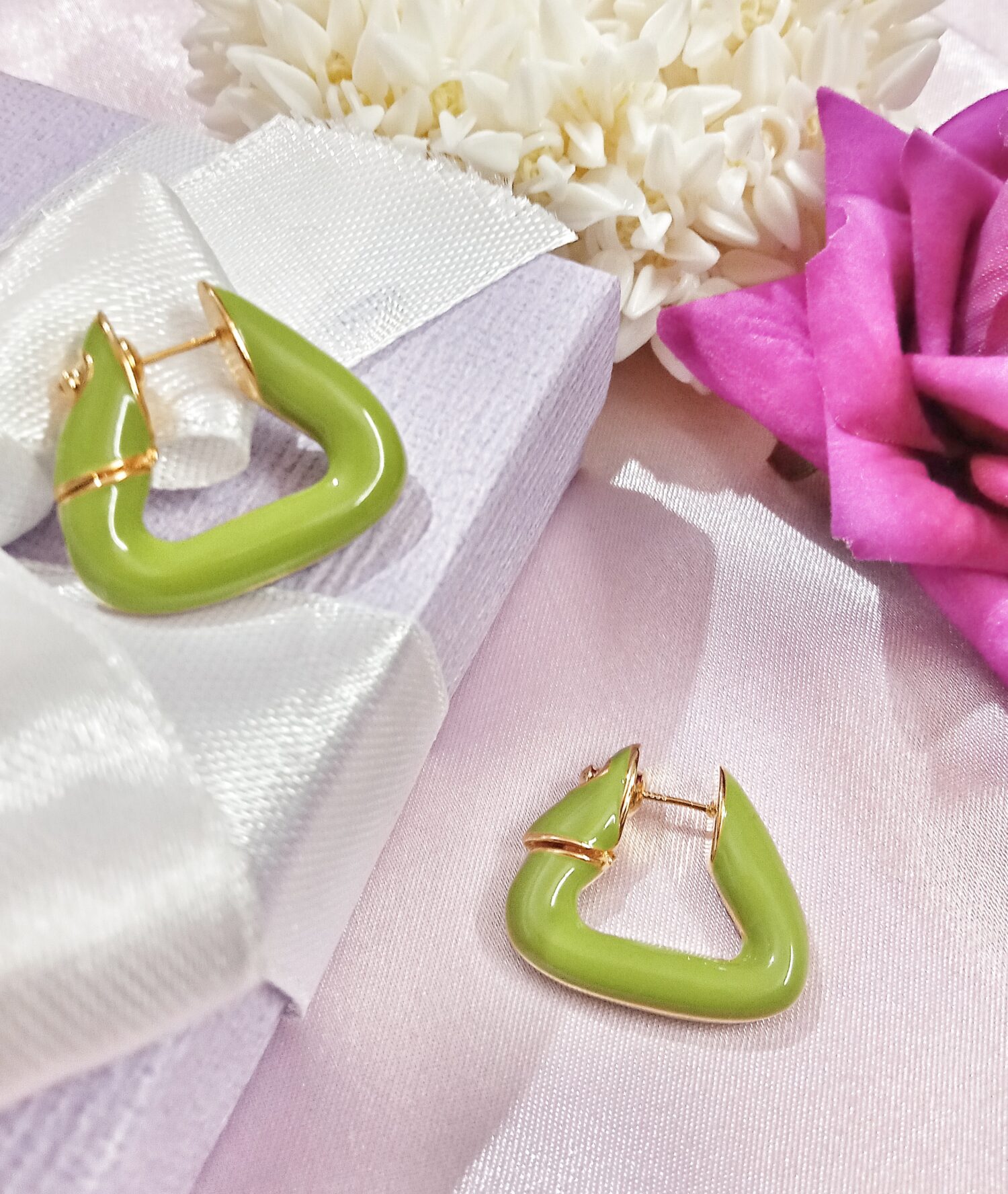 Gia Hoop Earrings