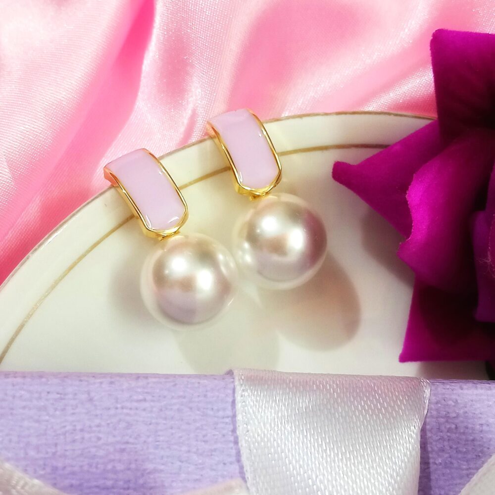 Aria Drop Pearl Earrings (light Lilac)