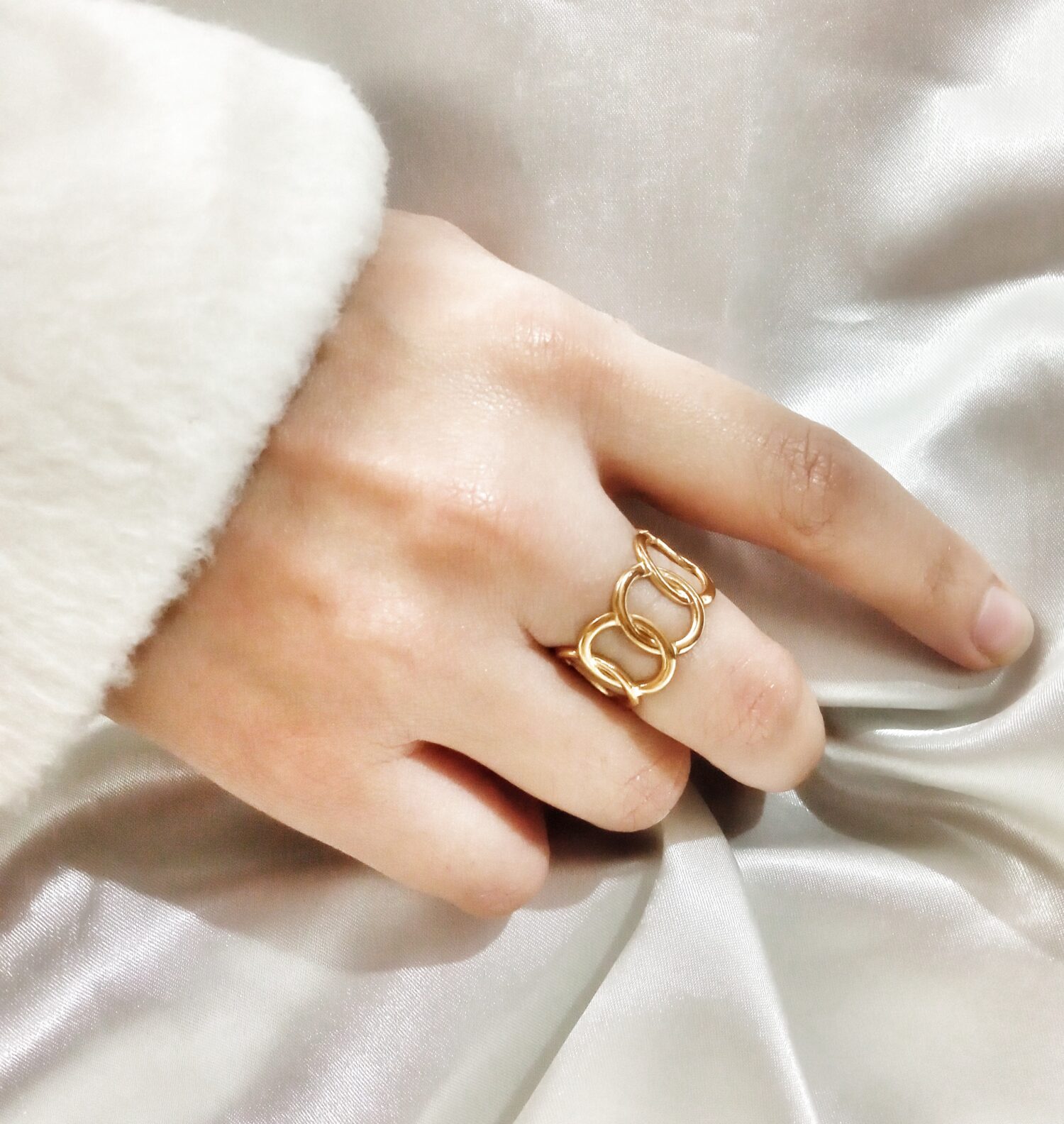 Loop Luxe - Image 2