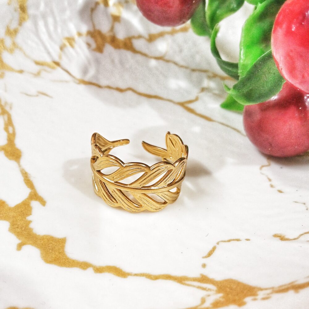 Vine Charm