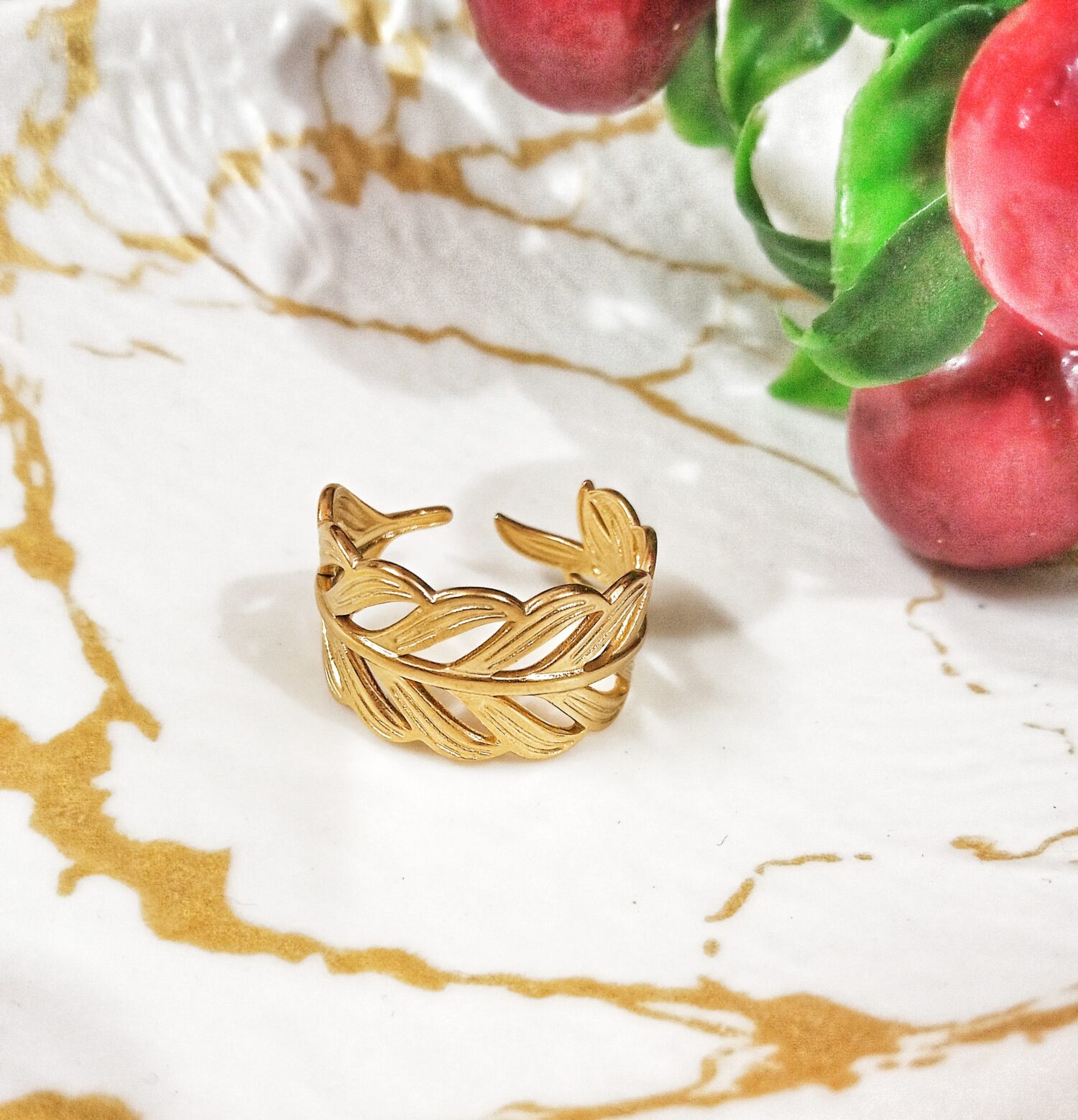 Vine Charm