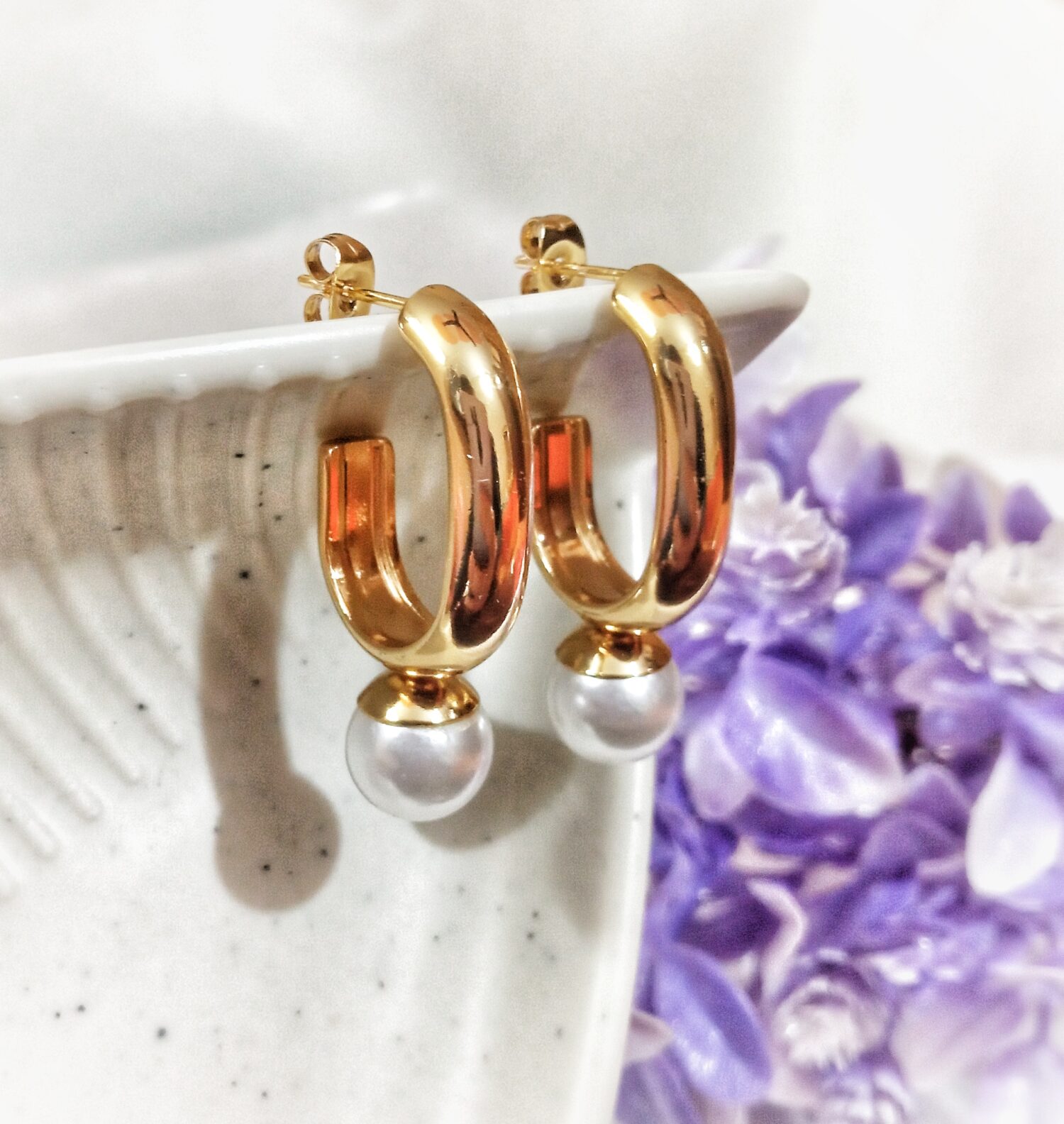 Elva Hoops