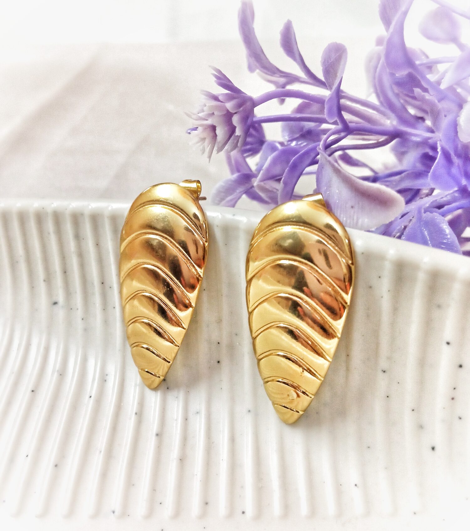 Lyria Studs