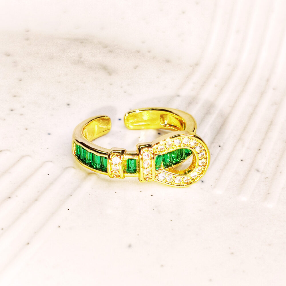Verdant Loop Ring (Green)