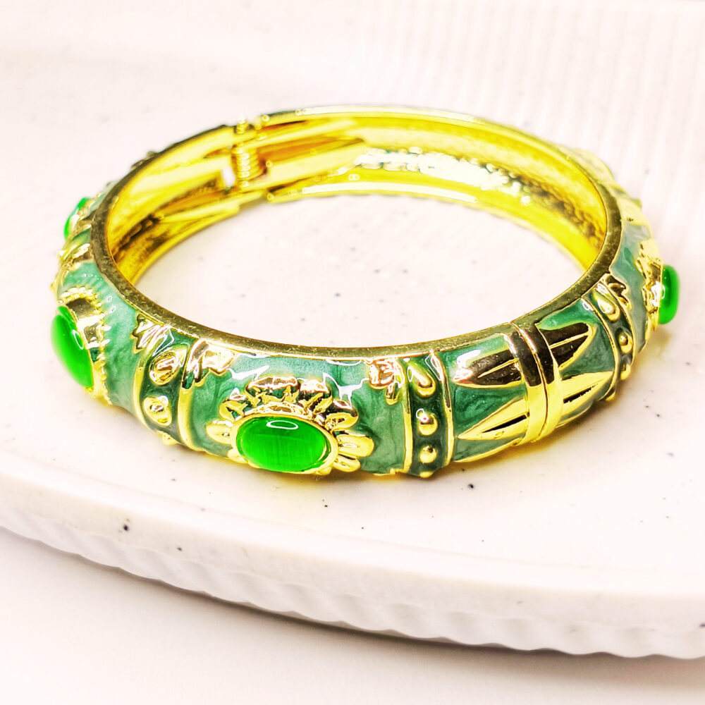 Royal Gem Openable Bangle